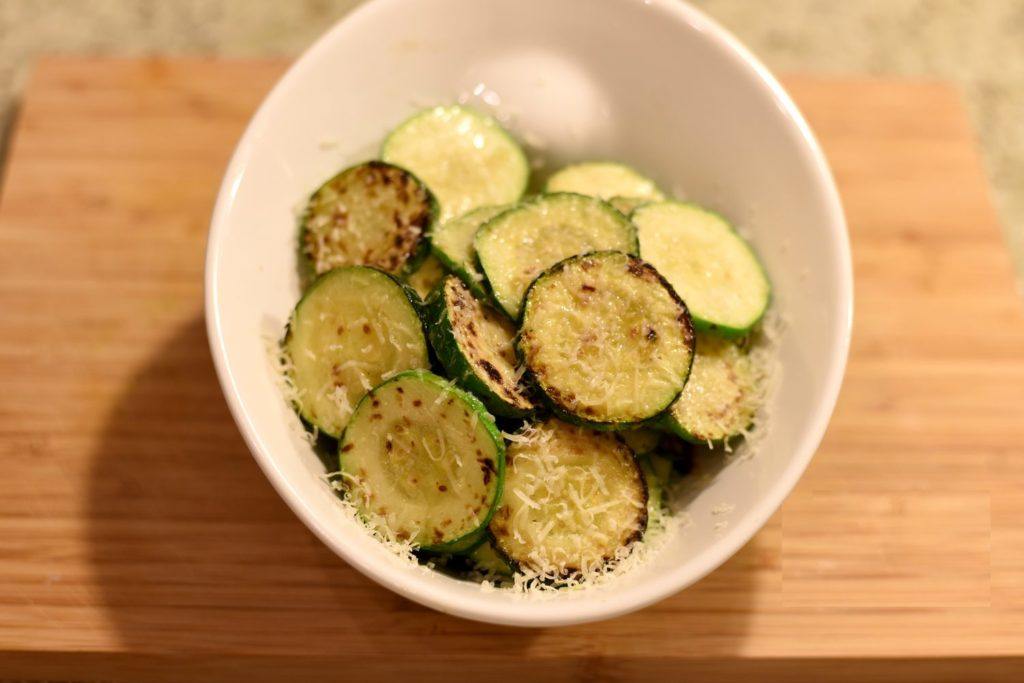 Garlic parm zucchini