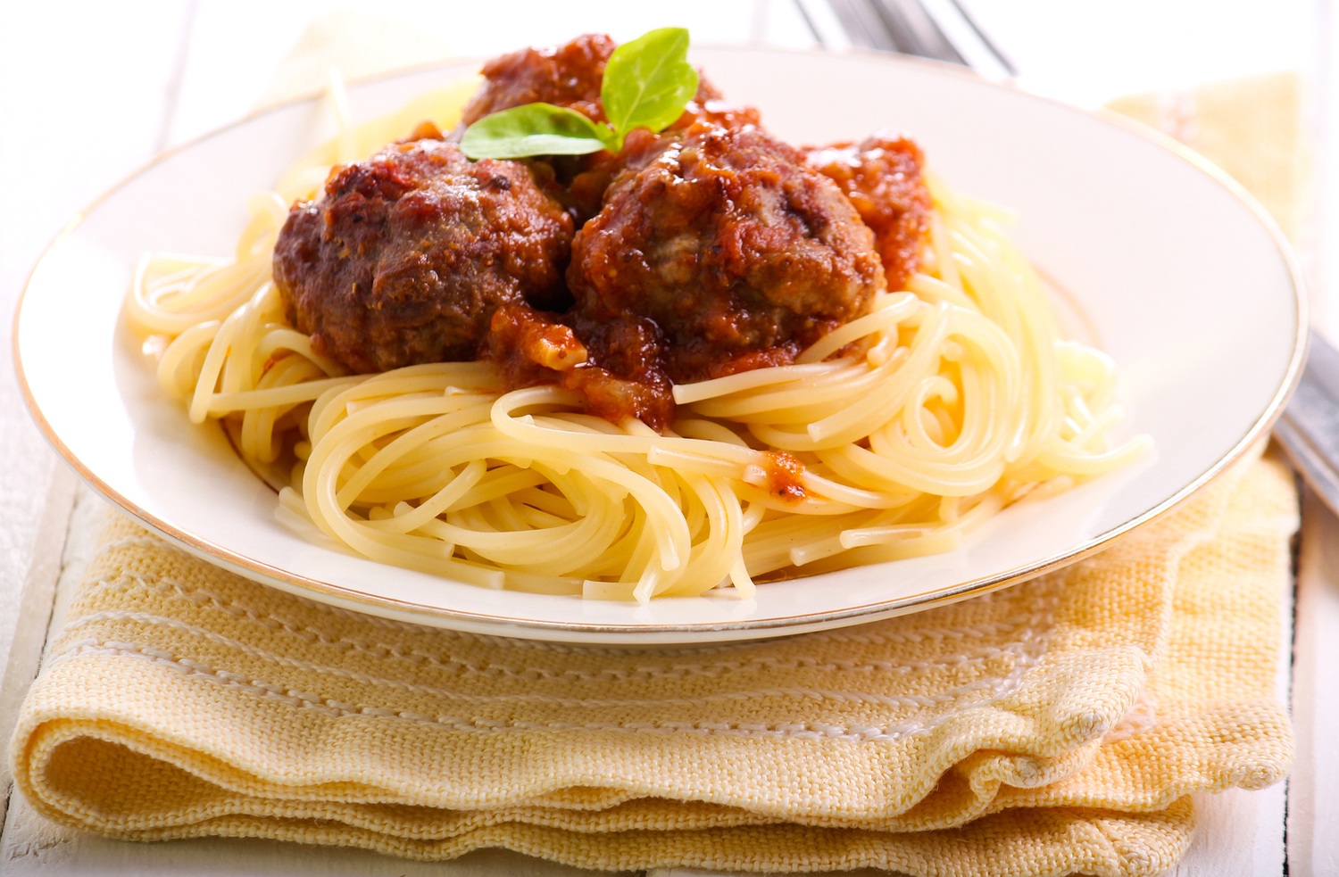 Spaghetti meatballs free range truffle oil