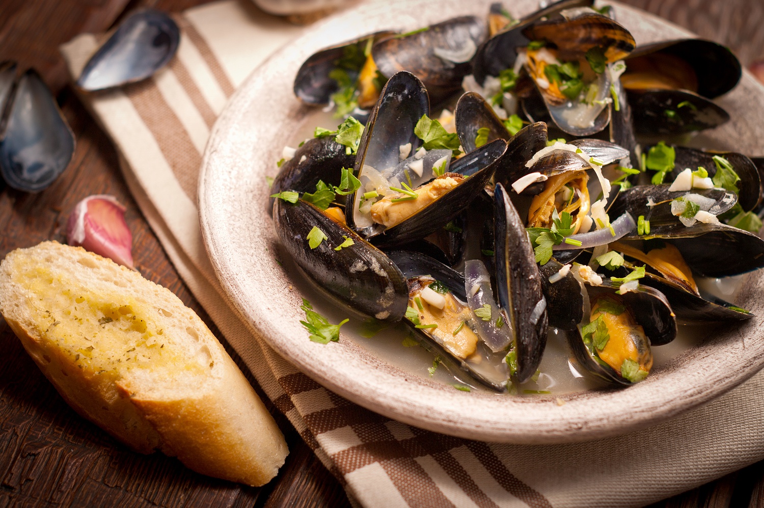 White wine mussels